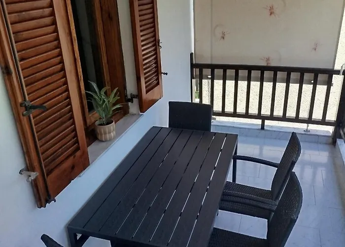 Rocabella * Kriopigi