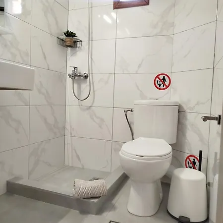 Rocabella Apartman Kriopijí